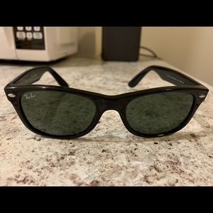 Ray-Ban Wayfarer 2132